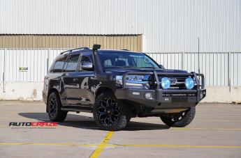 TOYOTA LANDCRUSIER ASSAULT GLOSS BLACK MILLED ACCENTS